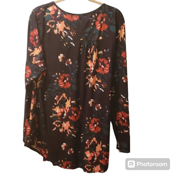 Hallife Womans Tunic - Picture 2 of 9